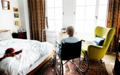 Hospitalizations signal rising COVID-19 risk for US seniors